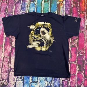 2010 Look & Touch Sharks 🦈 tee size L